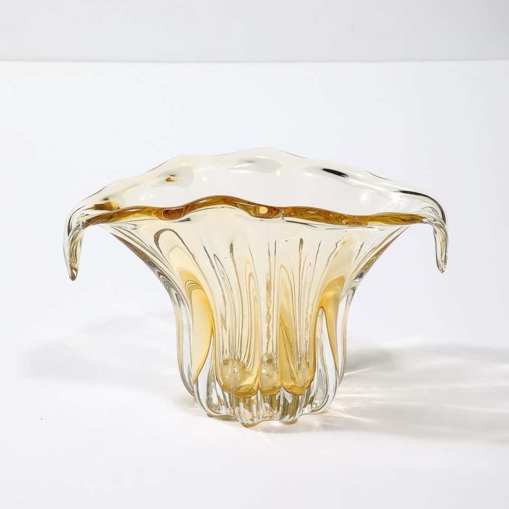 Mid-Century Modernist Hand-Blown Murano Glass Fluted Vase in Citrine​​ - Picture 7 of 9